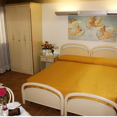 Hotel Ristorante Fratte 2*